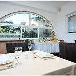 & Restaurant Matanovi Dvori 4*