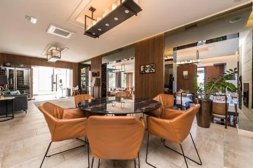 & Restaurant Matanovi Dvori 게스트하우스 4*