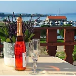 & Restaurant Matanovi Dvori 4* Sukosan