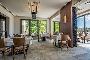 & Restaurant Matanovi Dvori Gasthuis Sukošan
