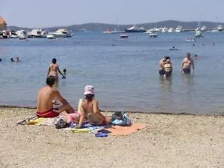 Casa de hóspedes & Restaurant Matanovi Dvori Sukošan