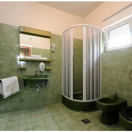 & Restaurant Matanovi Dvori 4* Sukošan