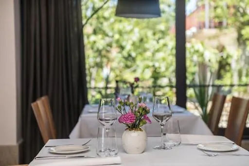 & Restaurant Matanovi Dvori 4*