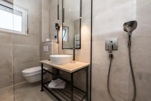 & Restaurant Matanovi Dvori Guest house 4*