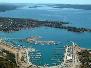 & Restaurant Matanovi Dvori 4* Sukosan